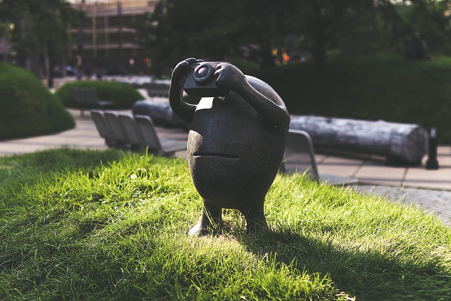 statue, grass, earth, wallpaper, hd, photo, photography, clay HD wallpaper