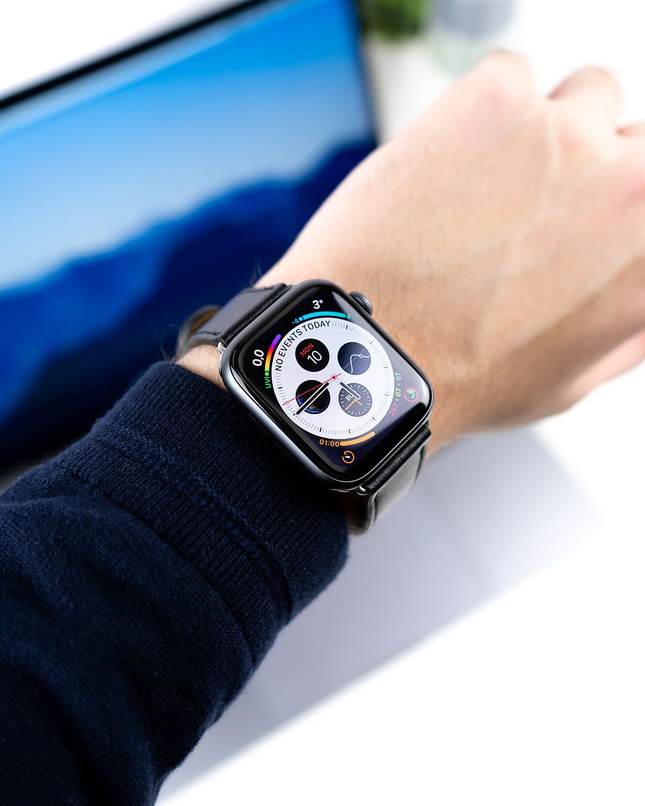 Space gray aluminum case best sale apple watch