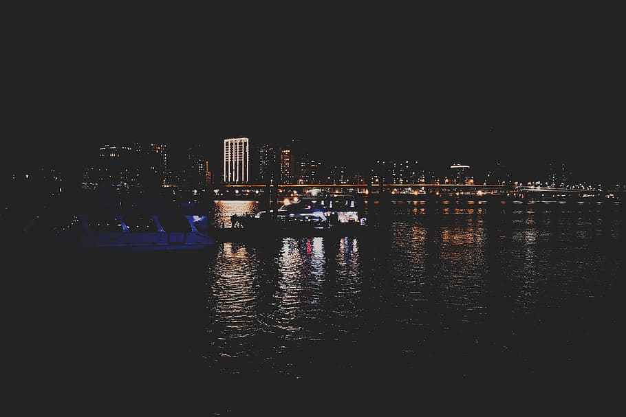 Panoramic Photography of High Rise Buildings, architecture, boat HD wallpaper