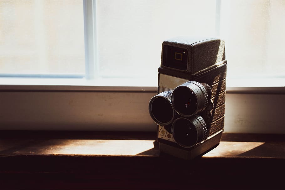 Black Vintage Camera On Table, Analogue, antique, classic, retro HD wallpaper