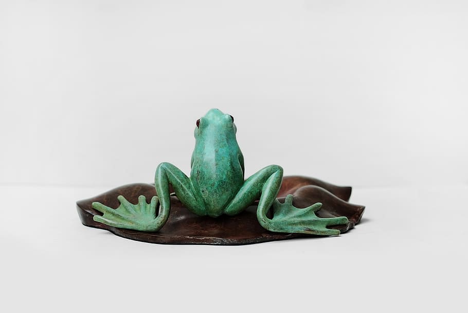 frog, oriento, art, copper, handmade, studio shot, white background, HD wallpaper
