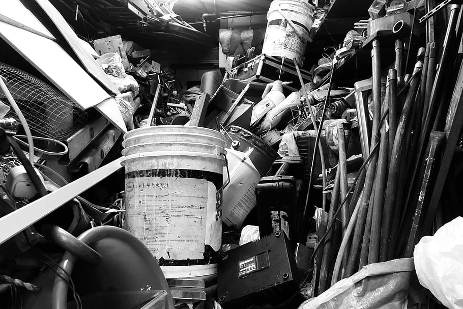 hong kong, 178 hollywood rd, store, junk, piles, garbage, black