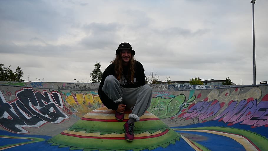 france, cholet, sky, cloudy, city, urbain, graffiti, trees HD wallpaper