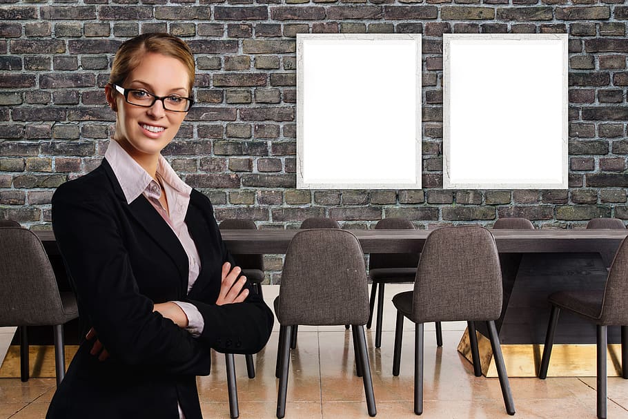 Download Hd Wallpaper Businesswoman Office Meeting Mock Up Mockup Conference Room Wallpaper Flare