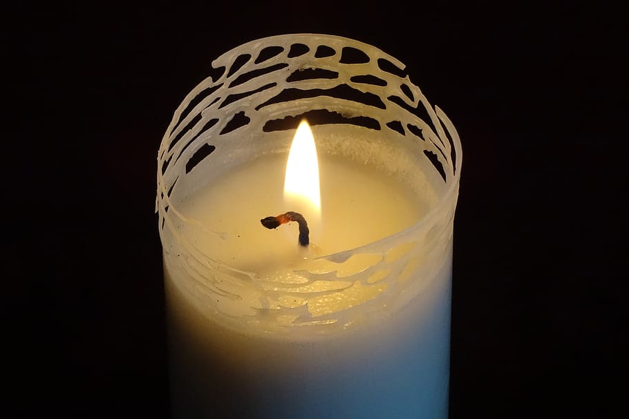 candle, light, flame, burn, candlelight, christmas, mood, contemplative HD wallpaper