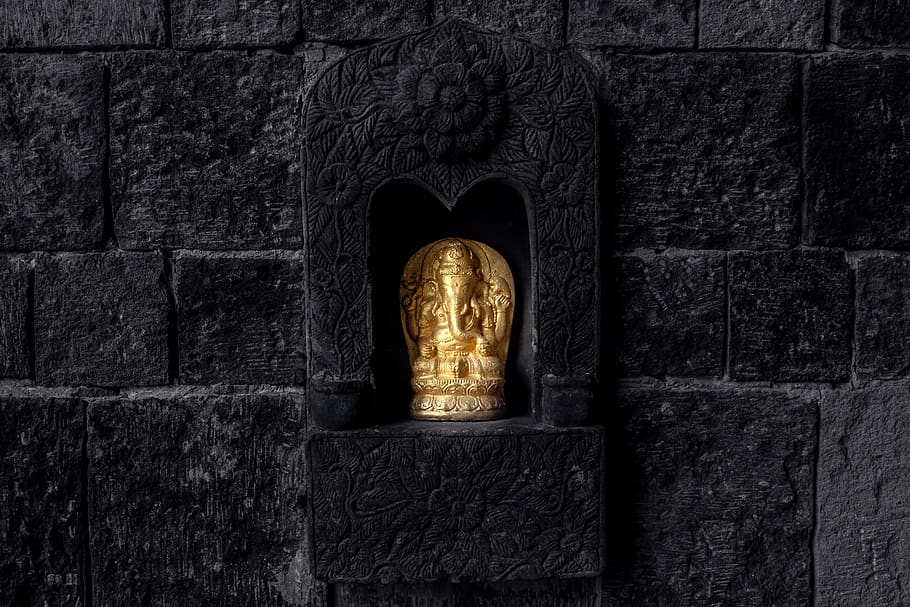 HD wallpaper: ganesh, image, statue, wall, gold, black, stone, sculpture |  Wallpaper Flare