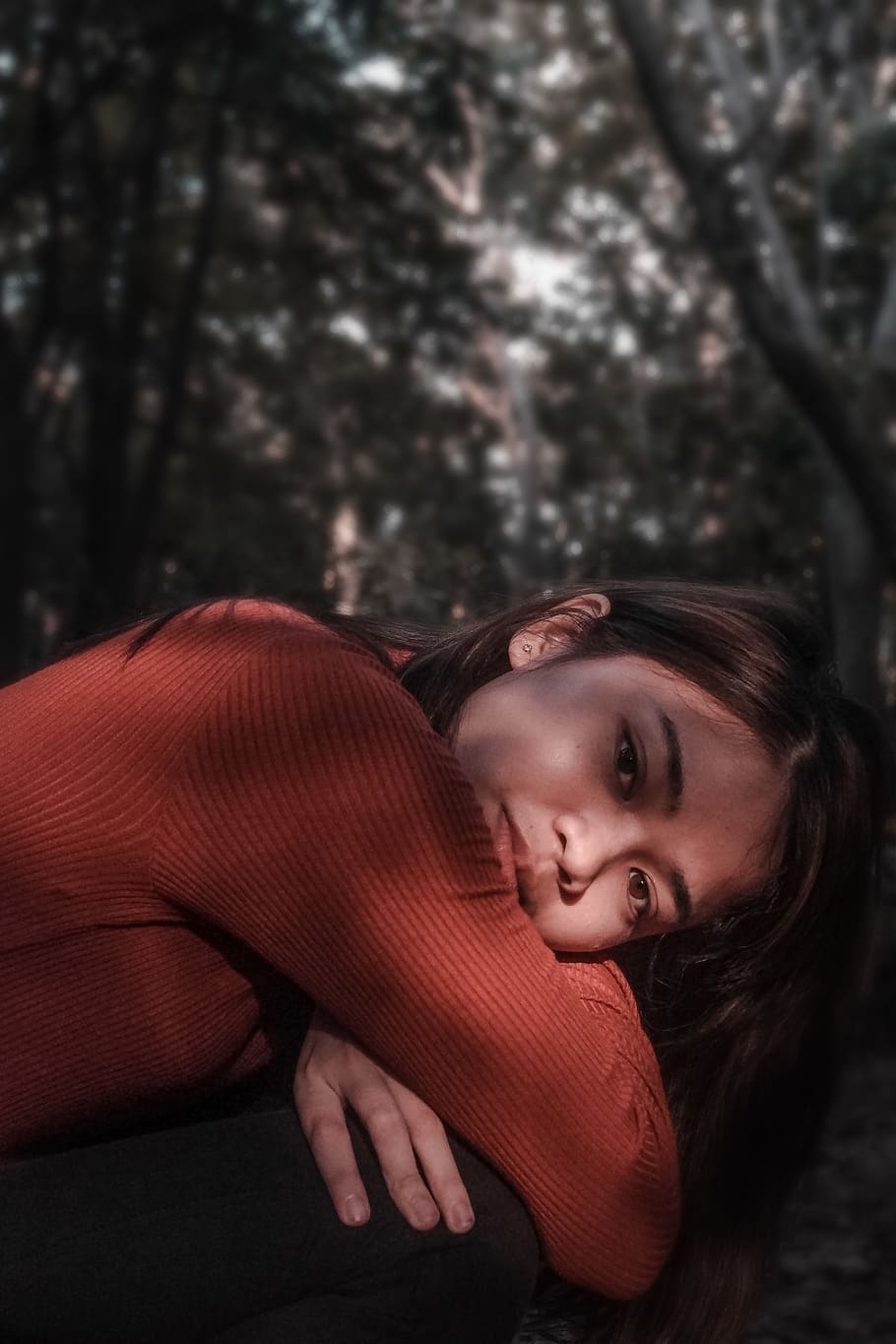 woman squating, person, human, clothing, apparel, finger, plant HD wallpaper