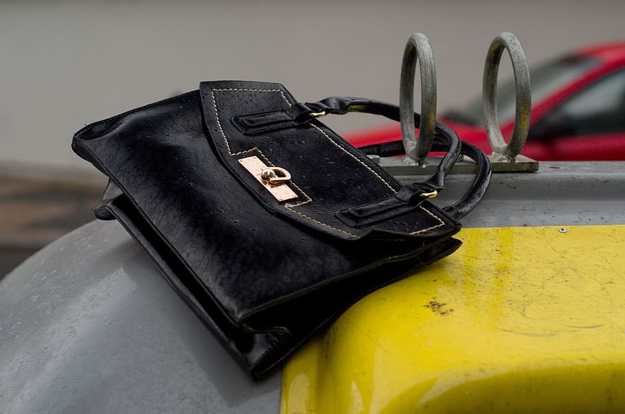 handbag, waste, fired, fashion, container, satchel, loss, find HD wallpaper