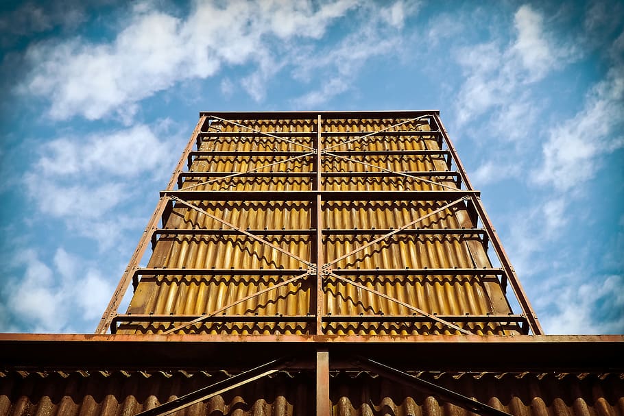 Brown Metal Building Under Cloudy Sky, architecture, city, clouds HD wallpaper