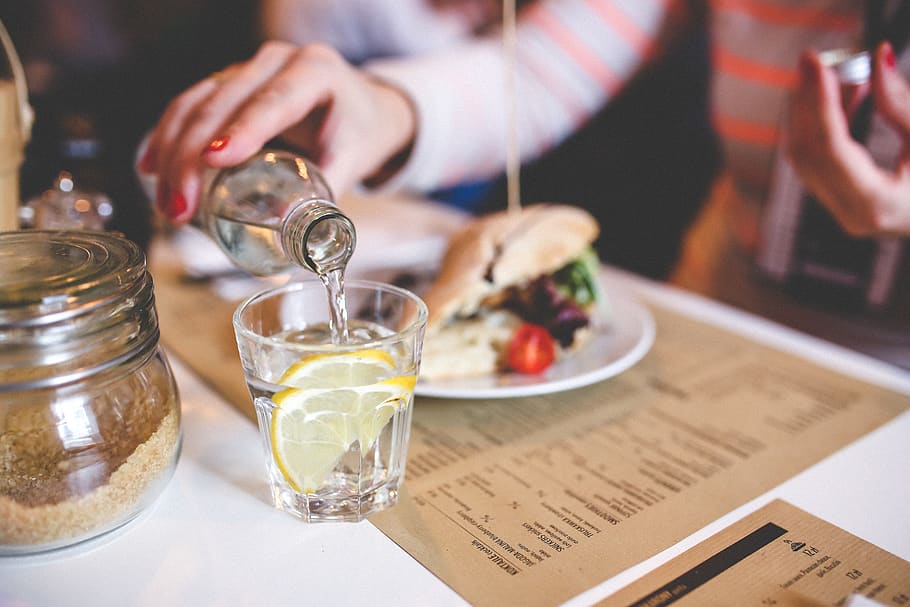 Water with lemon in glass, diner, dinner, drinking, eating, lunch HD wallpaper