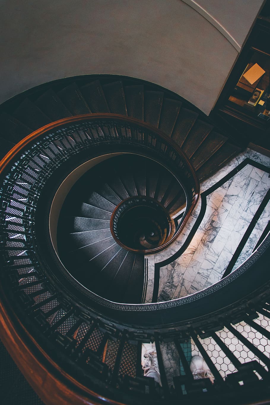 brown wooden handrail, architecture, built structure, steps and staircases HD wallpaper