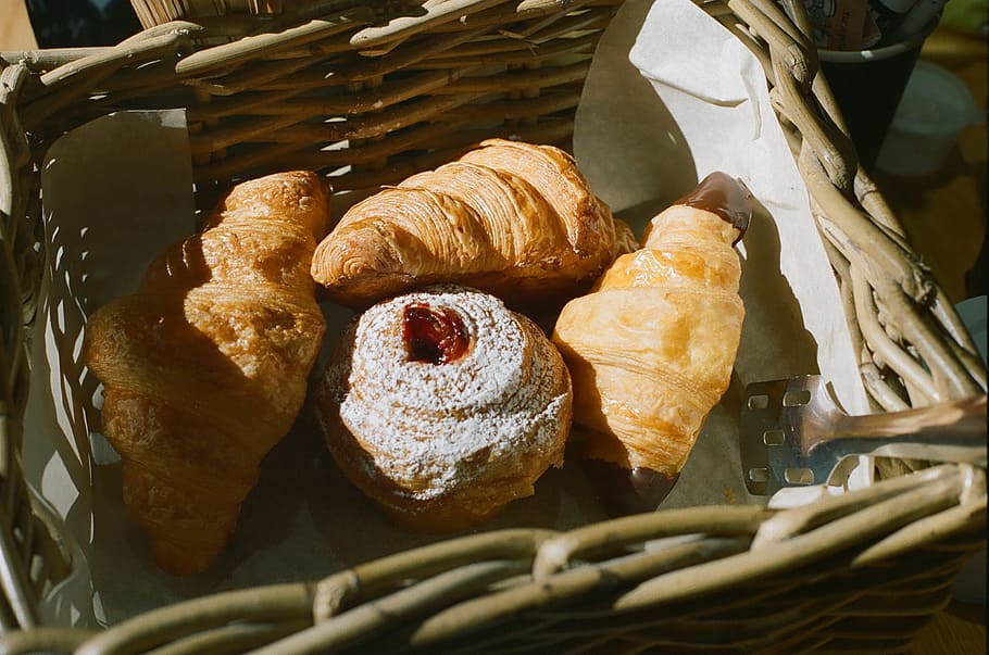 Three Crossini on Brown Wicker Basket, bakery, baking, croissant HD wallpaper