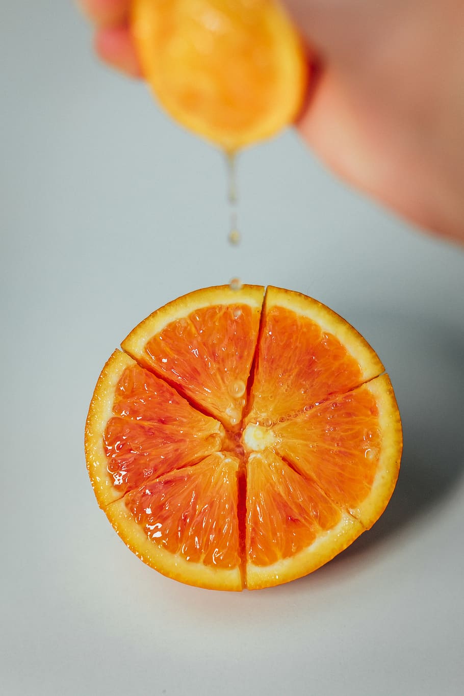 person quizzing lemon, food and drink, fruit, citrus fruit, healthy eating HD wallpaper