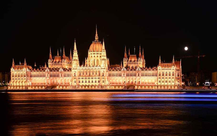 Illuminated Castle at Night, administration, architecture, building HD wallpaper