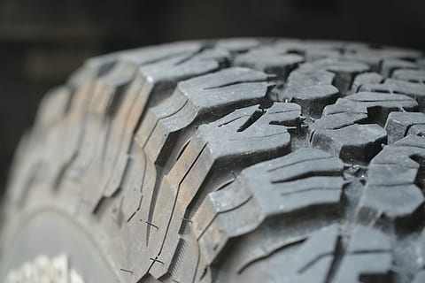 mature, profile, rubber, auto, close up, structure, tread depth HD wallpaper