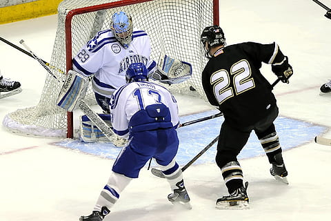 Hockey Players Playing Hockey, action, active, athletes, competition HD wallpaper