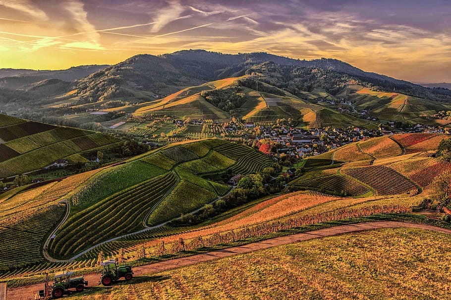 Brown and Green Mountain View Photo, 4k wallpaper, clouds, cropland HD wallpaper