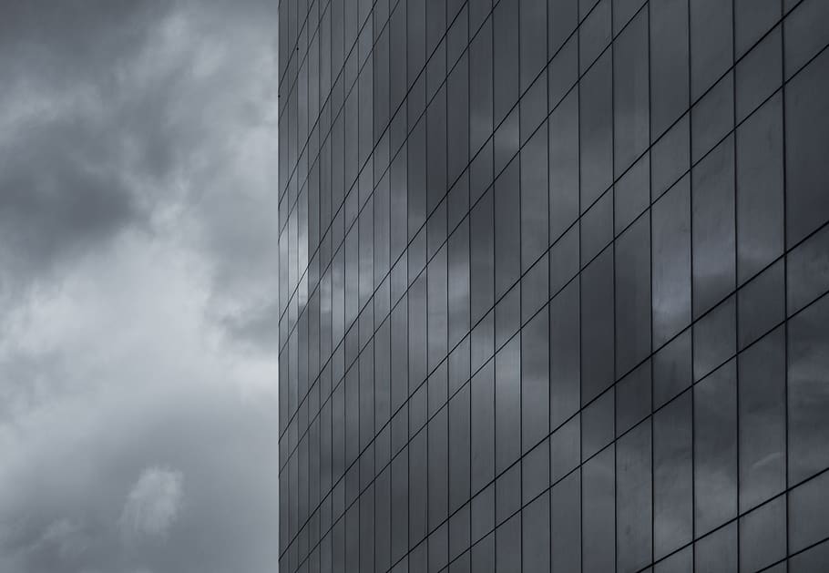 building, windows, architecture, city, sky, dark, storm, clouds HD wallpaper