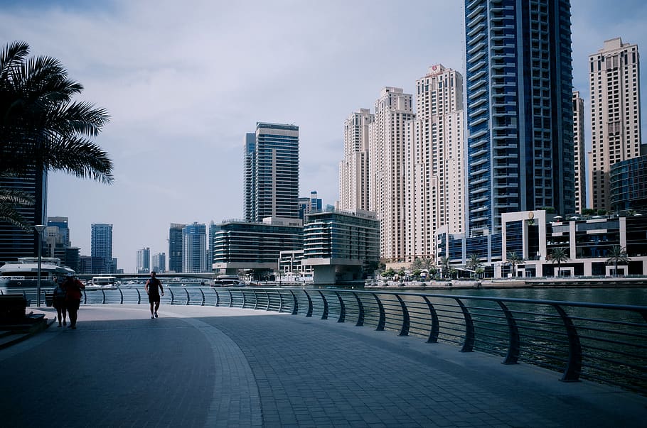 Hd Wallpaper Dubai United Arab Emirates Dubai Marina Building The Street Wallpaper Flare