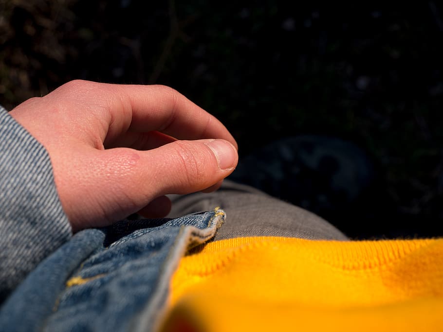 hand, macro, yellow, color, colour, colorful, denim jacket HD wallpaper