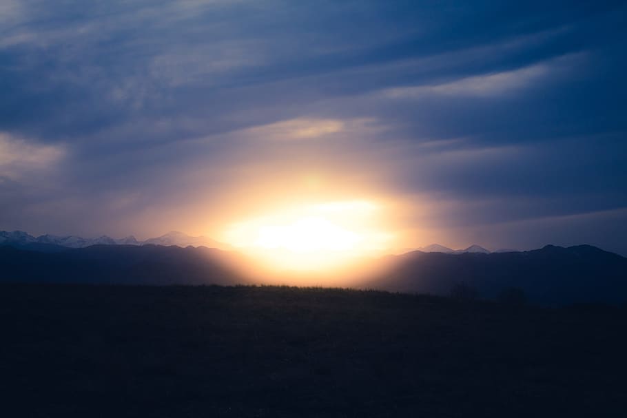 highland, mountain, dark, sunset, sunrise, sunlight, clouds HD wallpaper