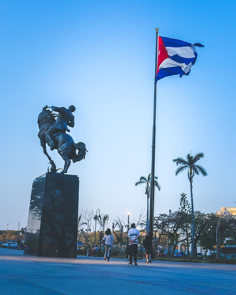 cuba, havana, stroll, night, evening, twilight, flag, sculpture HD wallpaper