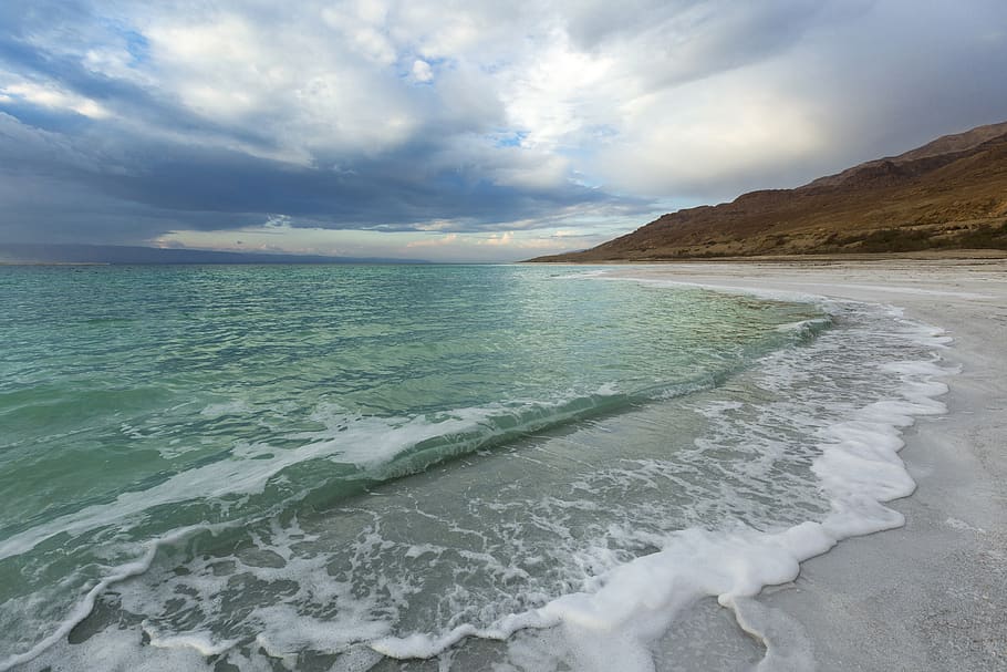 Landscape Photography of Seashore Near Mountains, beach, blue HD wallpaper