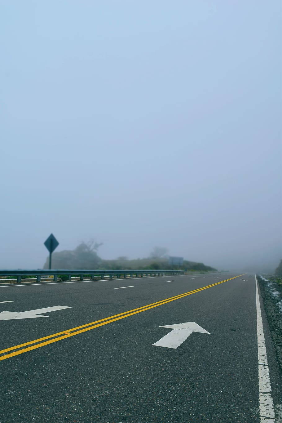 Asphalt Road Covered With Fog, daylight, empty, foggy, guidance HD wallpaper