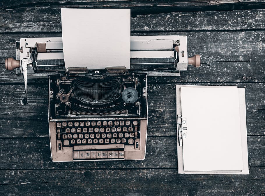 Vintage typewriter, writing, wood, office, outdated, inspiration HD wallpaper