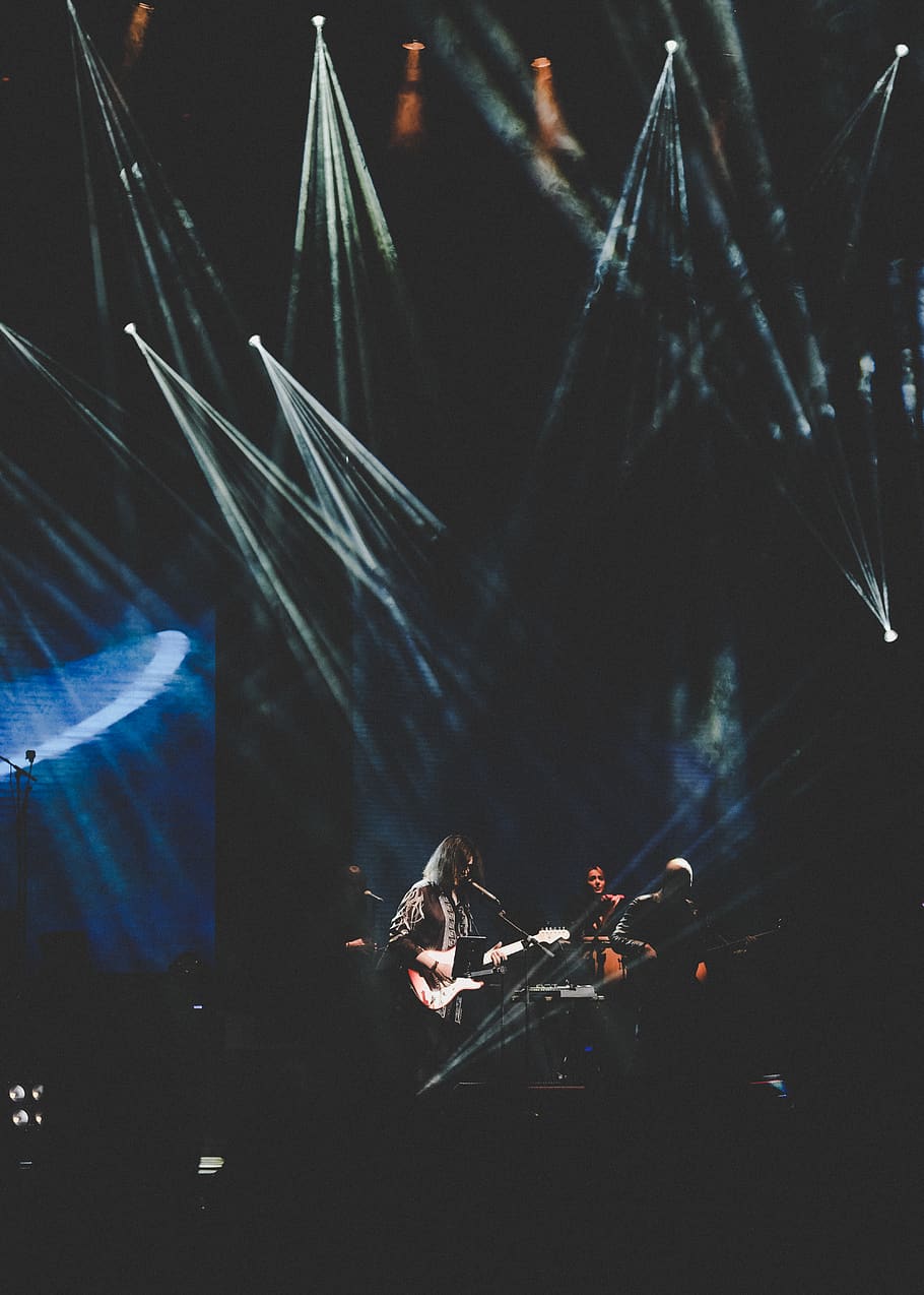 man playing guitar on stage, night, event, arts culture and entertainment HD wallpaper