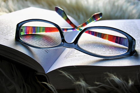 reading, relaxation, glasses, sight, closeup, to, vacations HD wallpaper