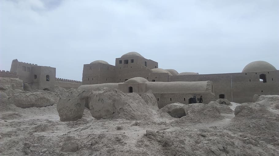 bunker, building, architecture, dome, person, human, iran, sistan and baluchestan province HD wallpaper