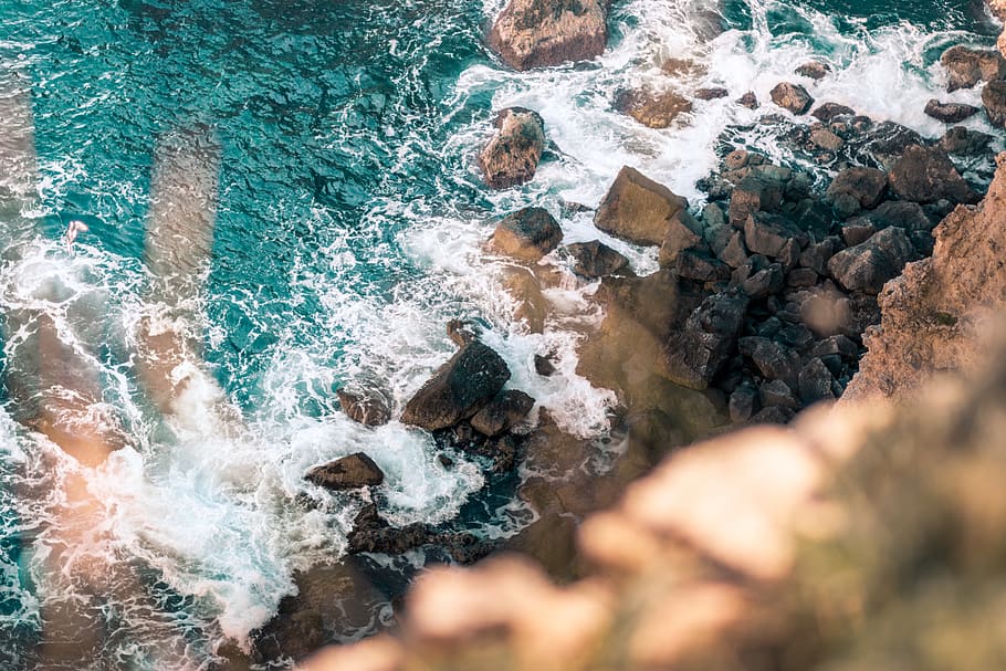 ocean waves, water, solid, rock - object, motion, sea, beauty in nature HD wallpaper