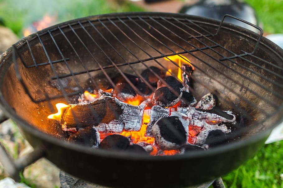 Charcoal Is on Burning, ash, barbecue, black, blaze, burnt, cinder blocks HD wallpaper
