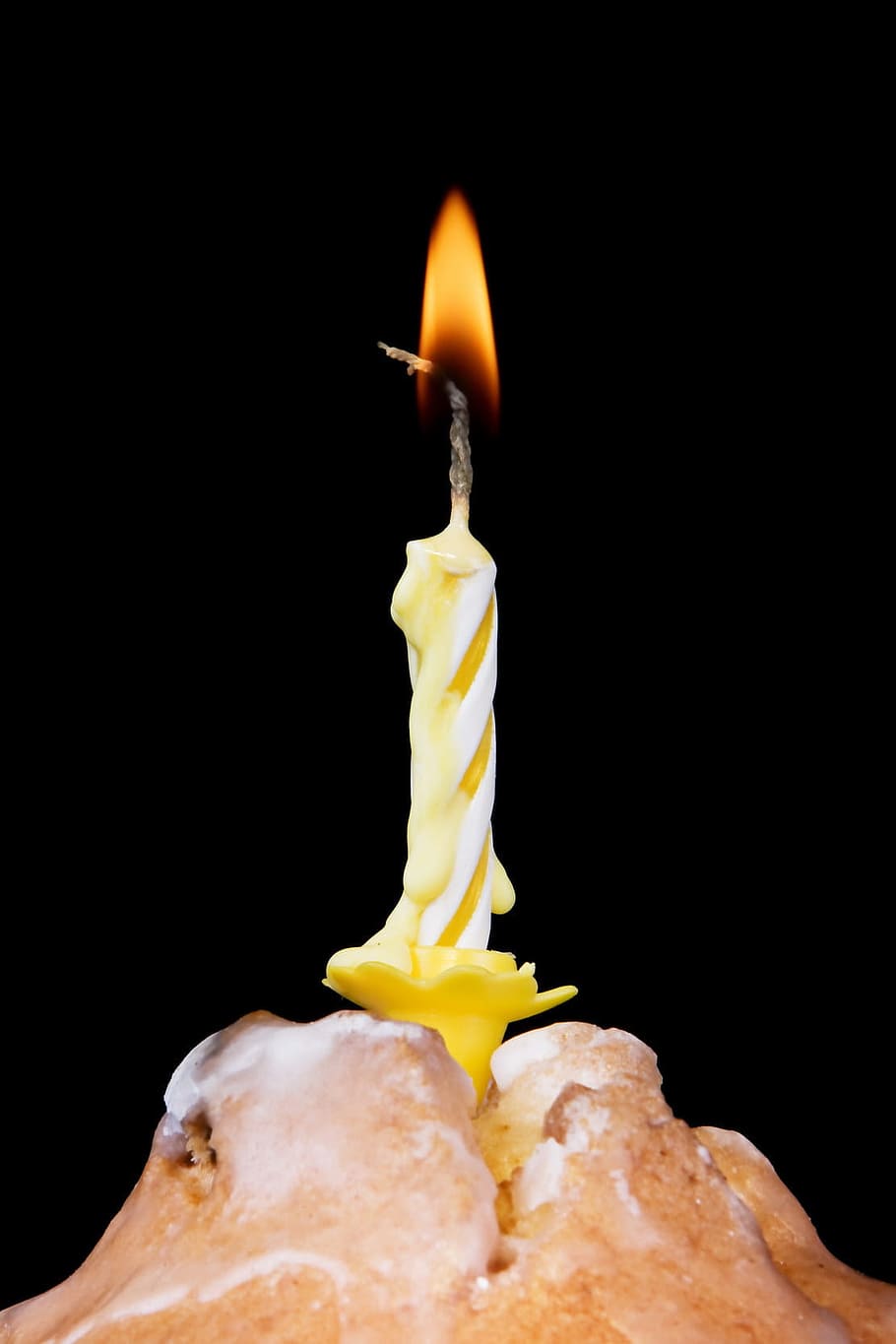 candle, wax, flame, fire, light, burning, black background HD wallpaper