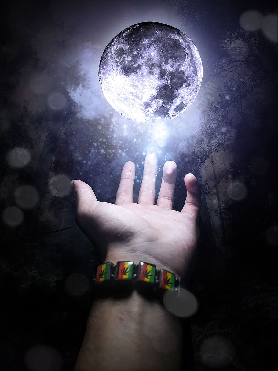 moon, hand, night, dark, light, blue, human hand, human body part HD wallpaper