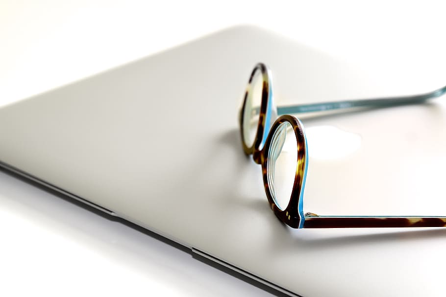 laptop, apple, macbook, computer, browser, research, study HD wallpaper