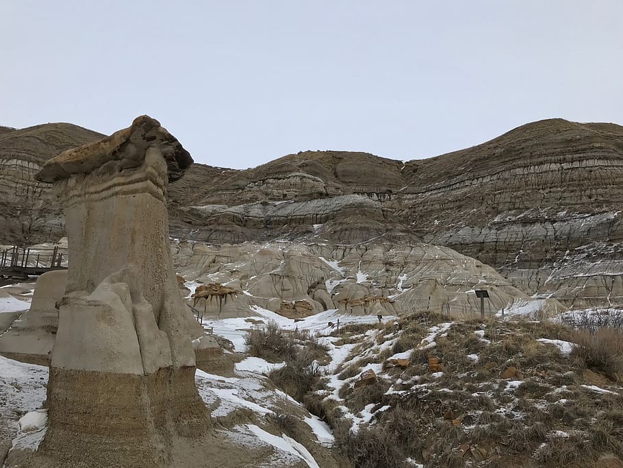 hoodoos, bad lands, sky, scenics - nature, beauty in nature HD wallpaper