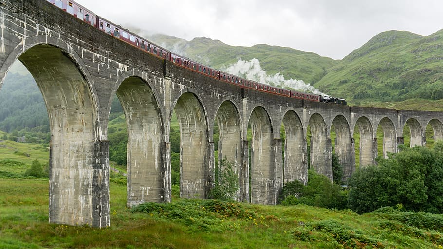 train on concrete bridge near mountain, steam train, green, structure, HD wallpaper