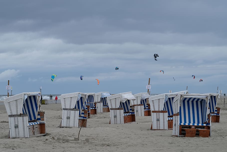 beach, land, sand, sky, cloud - sky, nature, bird, hooded beach chair HD wallpaper
