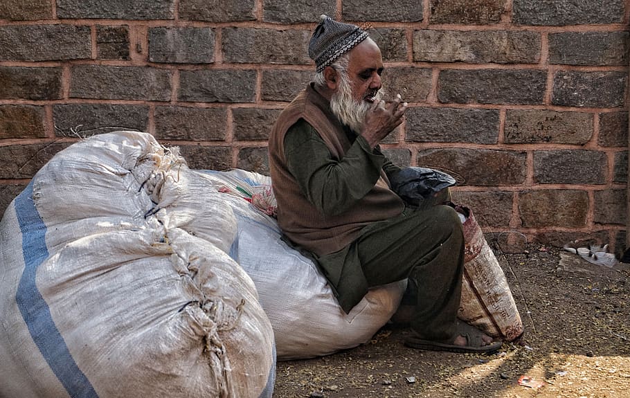 poor, eating, frame, beard, street, india, secularism, sitting, HD wallpaper