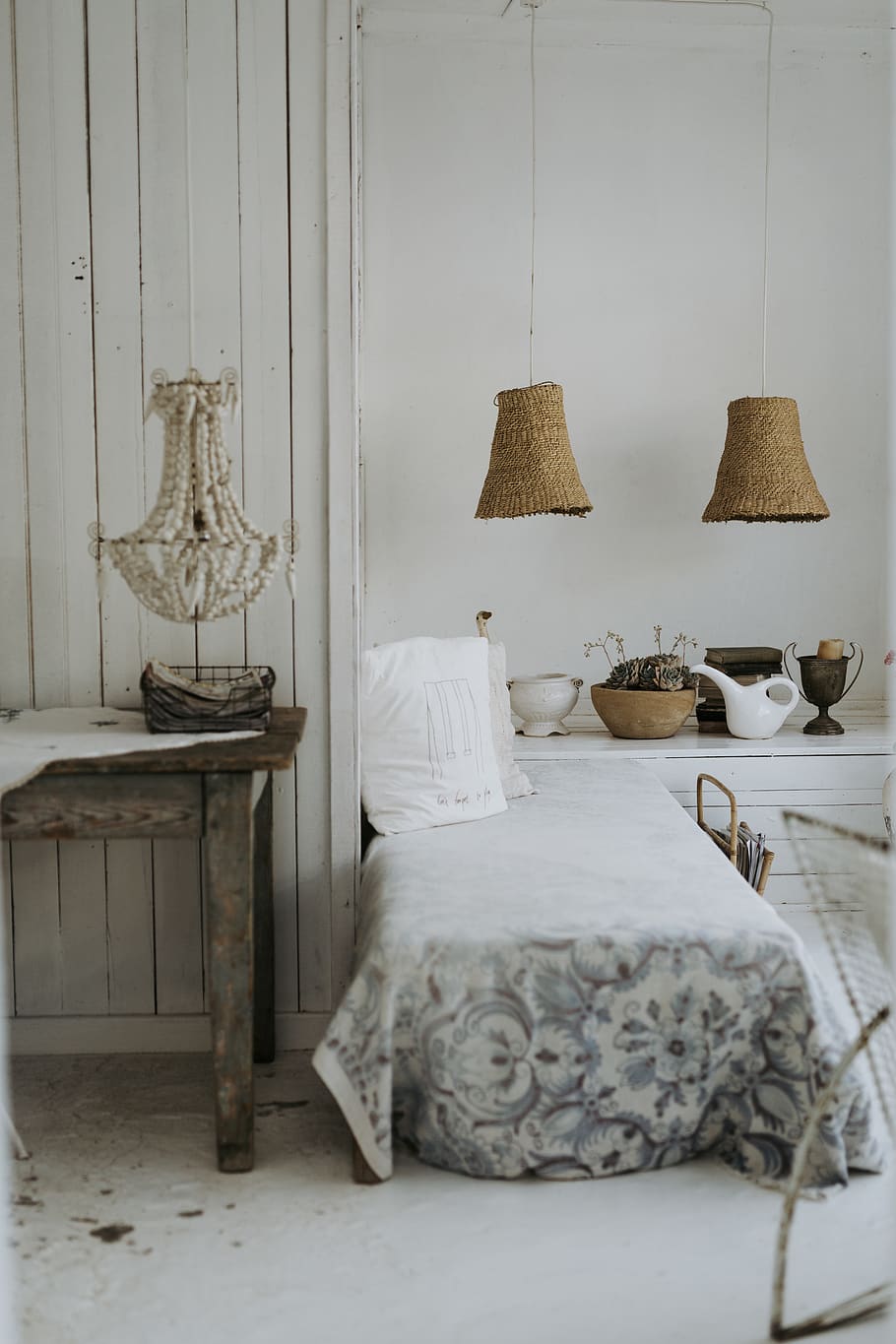 white floral bedspread, furniture, interior design, south africa, HD wallpaper