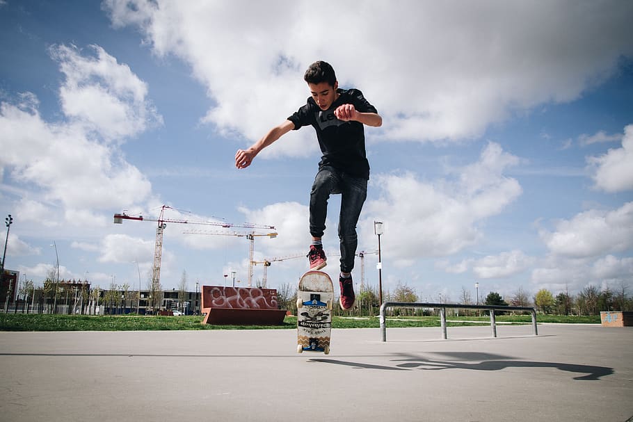 man using skateboard, person, human, people, blagnac, blagnac skatepark HD wallpaper