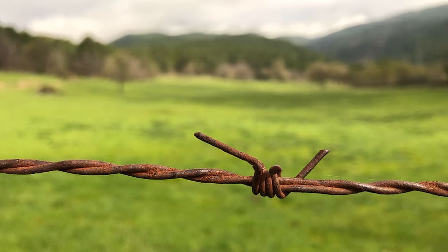 spain, la adrada, barbed wire, mountains, safety, security HD wallpaper