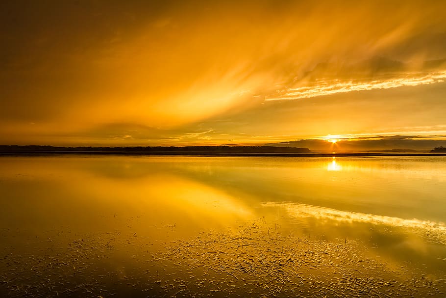 body of water under white clouds during golden hour, sunset, sunrise, HD wallpaper