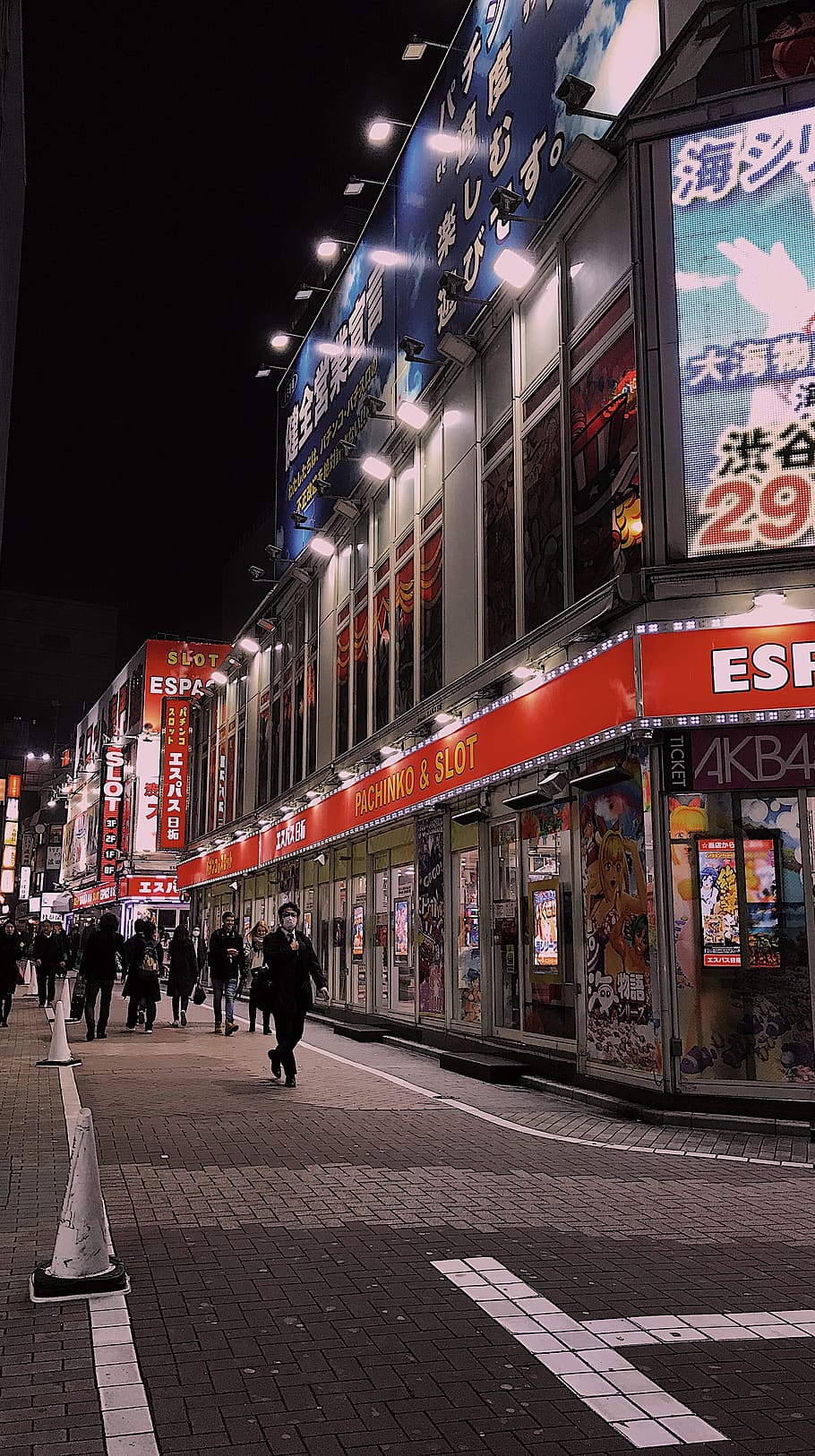 person, human, pedestrian, path, shibuya city, 1-chōme-12-1 dōgenzaka HD wallpaper