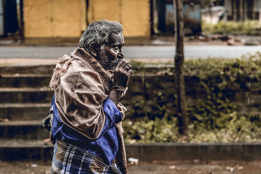 smoke, old, man, wrinkles, whitehair, village, farmer, uncle HD wallpaper