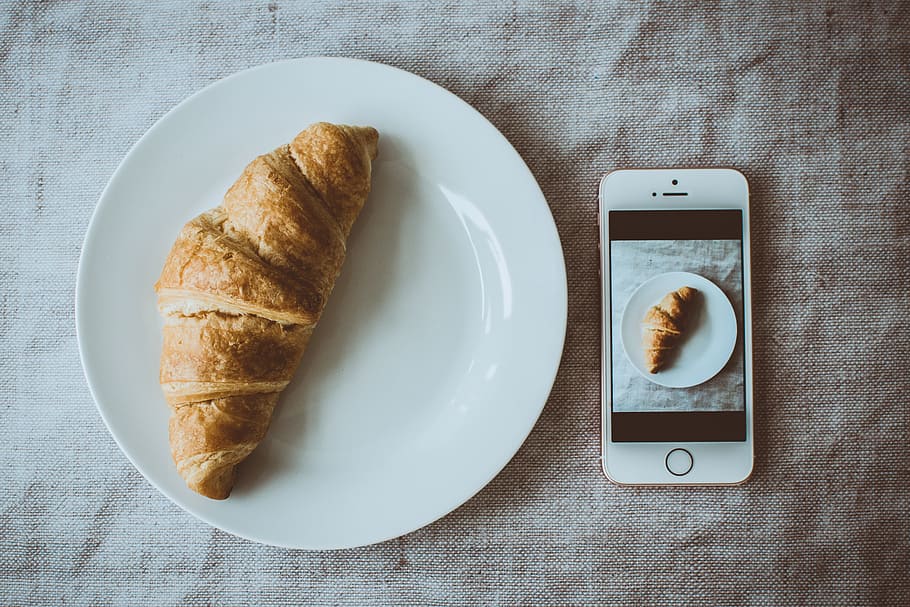 fresh, baked, croissant, bakery, baking, plate, white, camera HD wallpaper