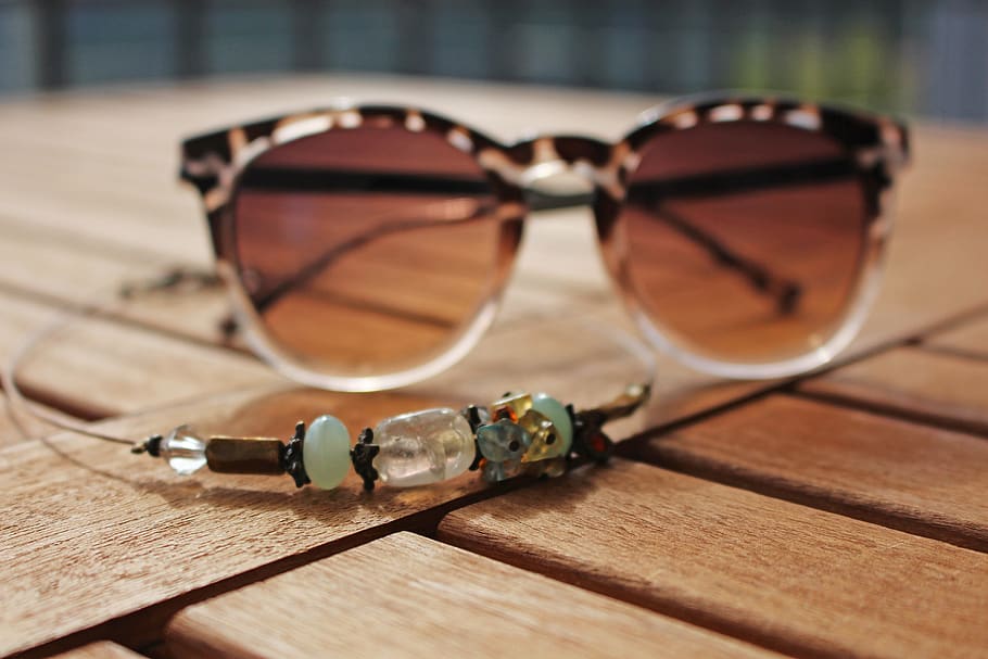 sunglasses-jewellery-accessories-fashion.jpg