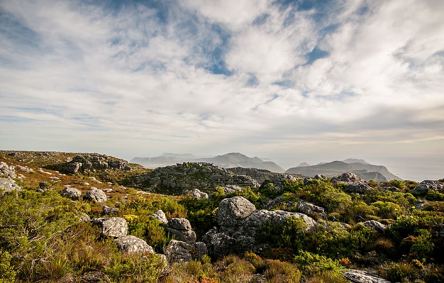 green bosh mountain landscape, table mountain, rocky terrain HD wallpaper